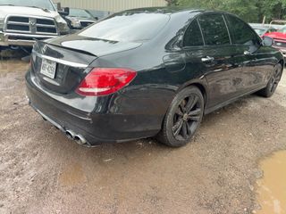 2019 Mercedes-Benz AMG E 53 4MATIC - Exterior Rear Right Corner Image